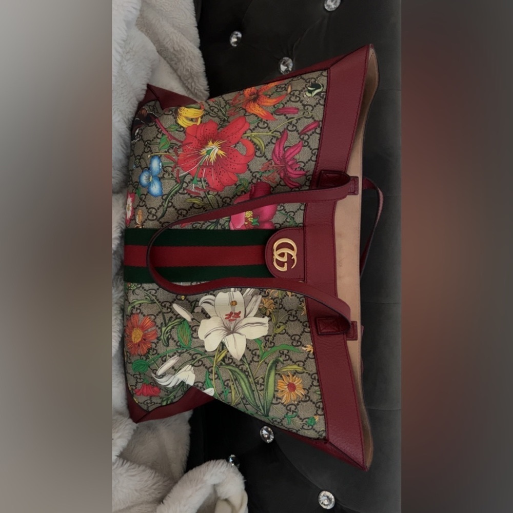 Gucci tote bag